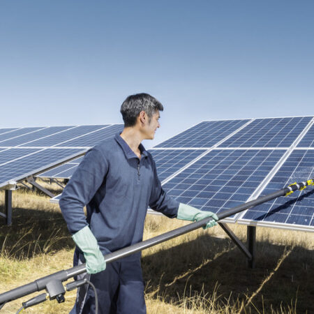 Solar_Panel_Cleaning