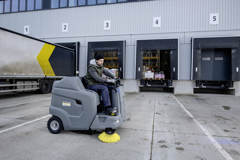 KM_100_120_R_G_logistics_sweeping_app_08