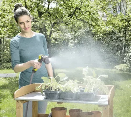 Standard_Multi_Spray_Gun_herbage_app_2_CI15-Web_800_Max-600x400